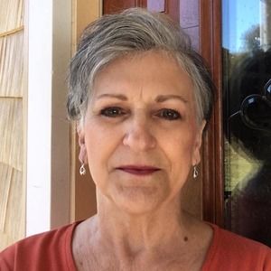 Meet your Posher, Debbie